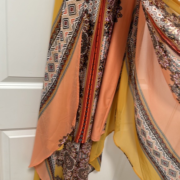 Versona printed flowy maxi dress with sheer overlay - Picture 10 of 13